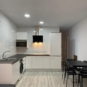 https://malaga-inn-apartaments.hotelsinnerja.org